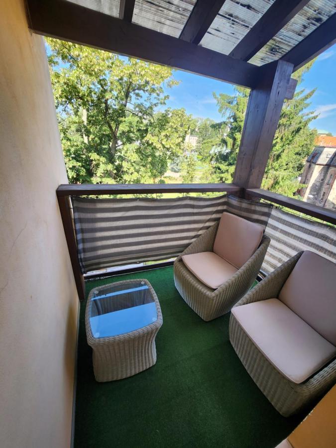 Apartmán Luxusni Mezonet V Centru Liberec Exteriér fotografie